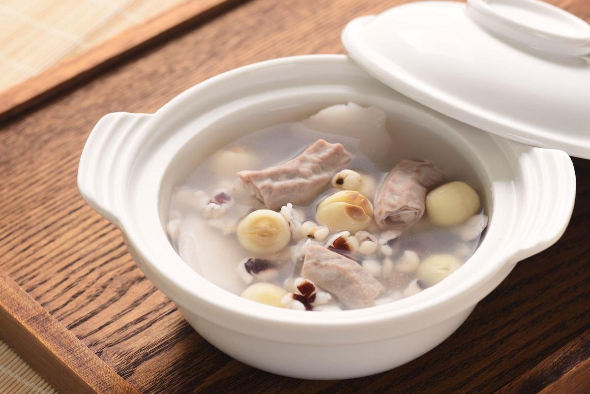 Four Herbs Soup (Xi anni/The Epoch Times)