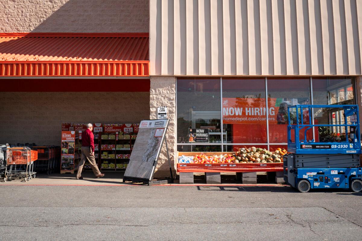A hiring ad is displayed at a store in Columbia, Md., on Sept. 18, 2025. (Madalina Kilroy/The Epoch Times)