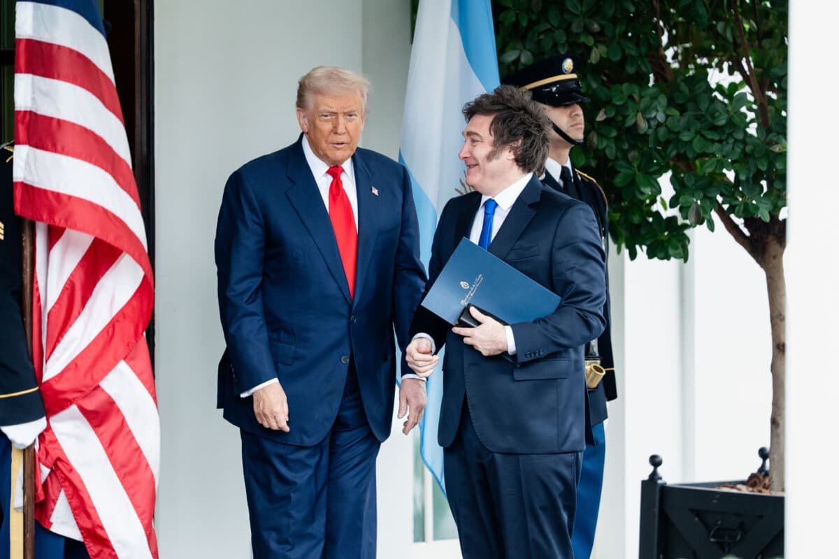 U.S. President Donald Trump greets Argentinian President Javier Milei at the White House in Washington on Oct. 14, 2025. (Madalina Kilroy/The Epoch Times)