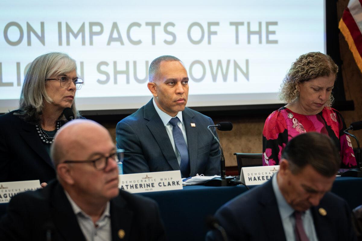 House Minority Leader Hakeem Jeffries attends a hearing on the government shutdown in Washington on Oct. 22, 2025. (Madalina Kilroy/The Epoch Times)