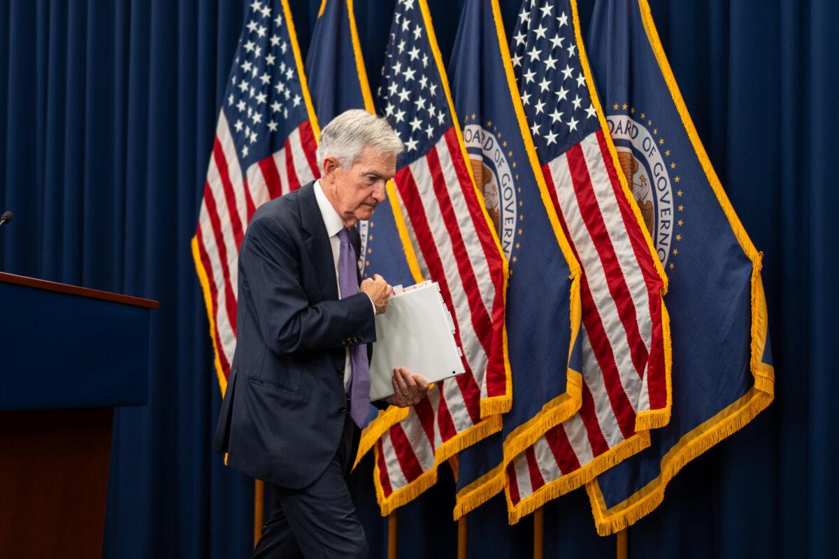 Federal Reserve Chairman Jerome Powell leaves after speaking at a news conference following the Federal Open Market Committee meeting in Washington on Oct. 29, 2025. (Madalina Kilroy/The Epoch Times)