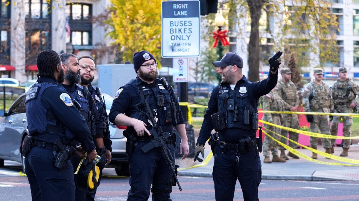 Washington Metropolitan Police near the White House on Nov. 26, 2025. (Evan Vucci/AP Photo)