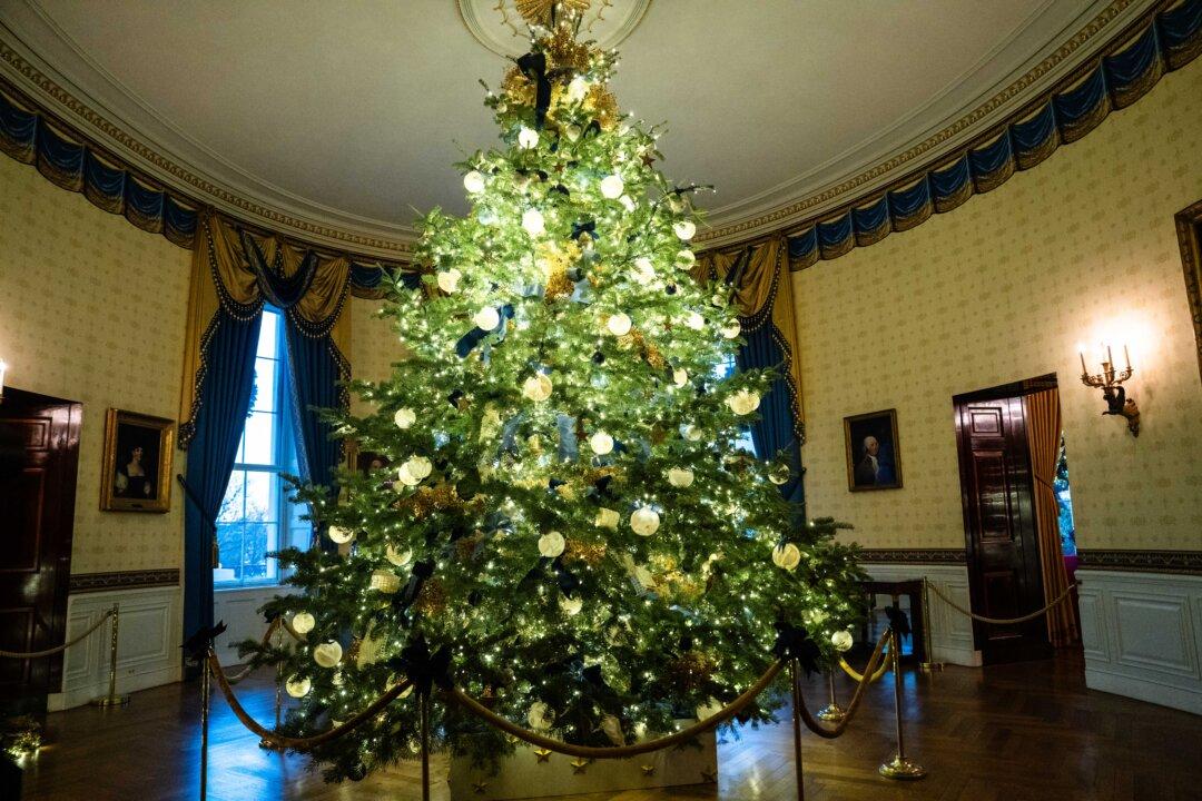 The 2025 White House Christmas tree on Dec. 1, 2025. (Madalina Kilroy/The Epoch Times)