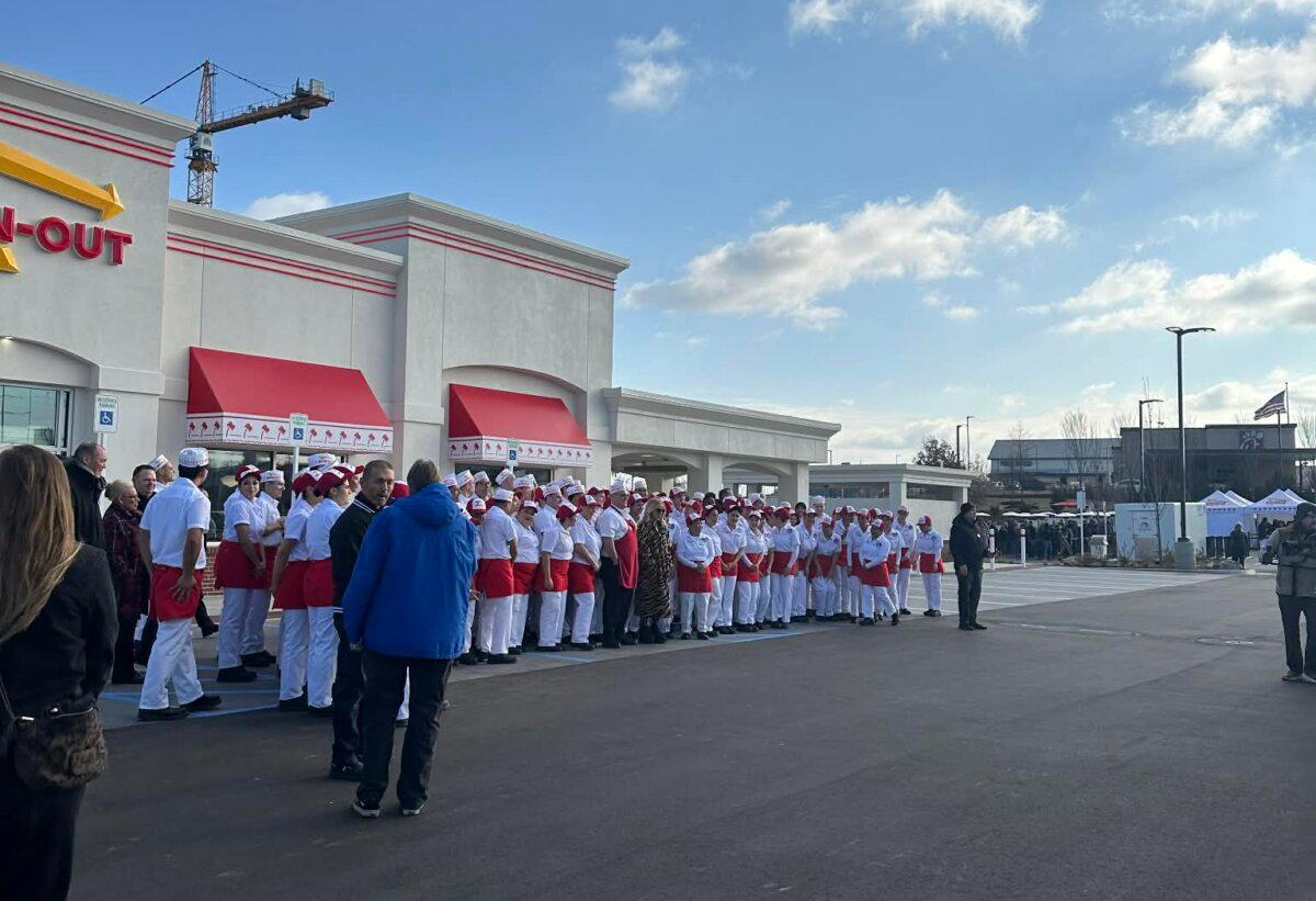 In-N-Out CEO Lynsi Snyder and employees stood outside the burger restaurant in Antioch before opening on Dec. 10. (Photo courtesy of Mat Graves)
