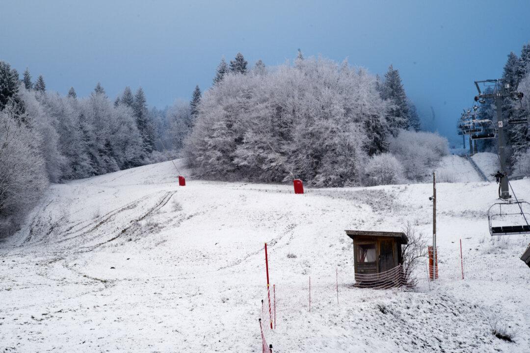 Departure from the chairlift at an altitude of 3,280 feet in the town of Bernex in Haute-Savoie in France, on Dec. 25, 2025. The resort, covering an altitude range of 3,280–6,233 feet, is suffering from a lack of snow. (Brune Simon/Hans Lucas/AFP via Getty Images)
