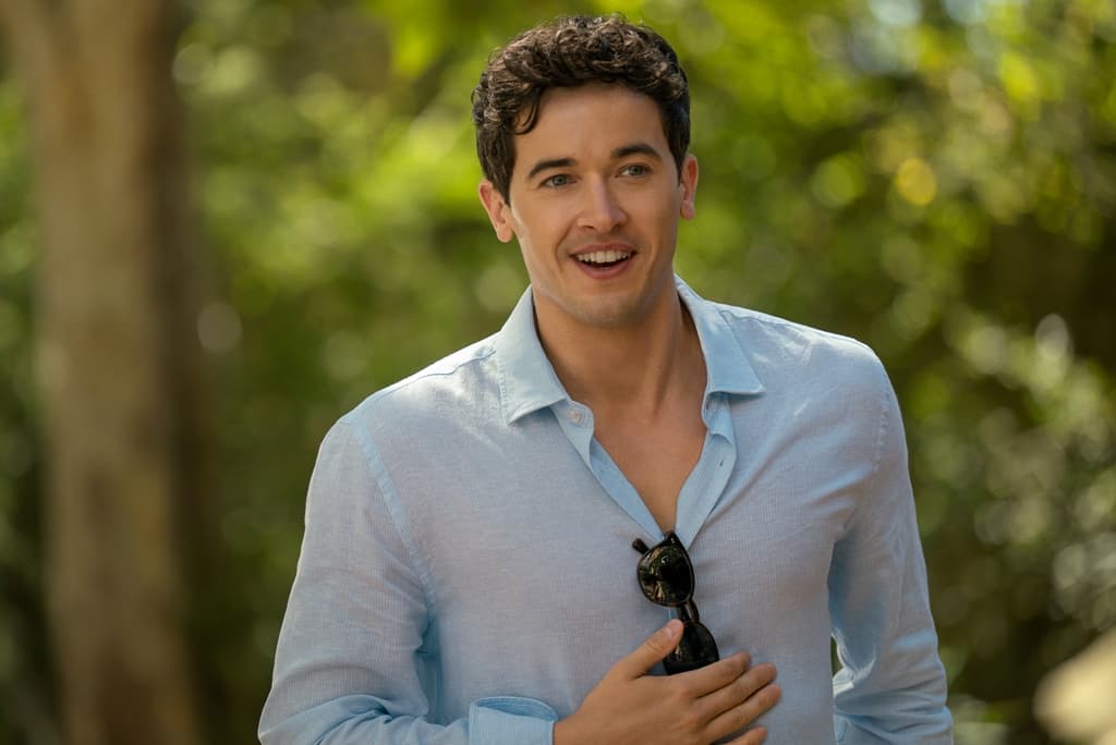 Alex (Tom Blyth), in "People We Meet on Vacation." (Daniel Escale/Copyright 2025 Netflix, Inc.)