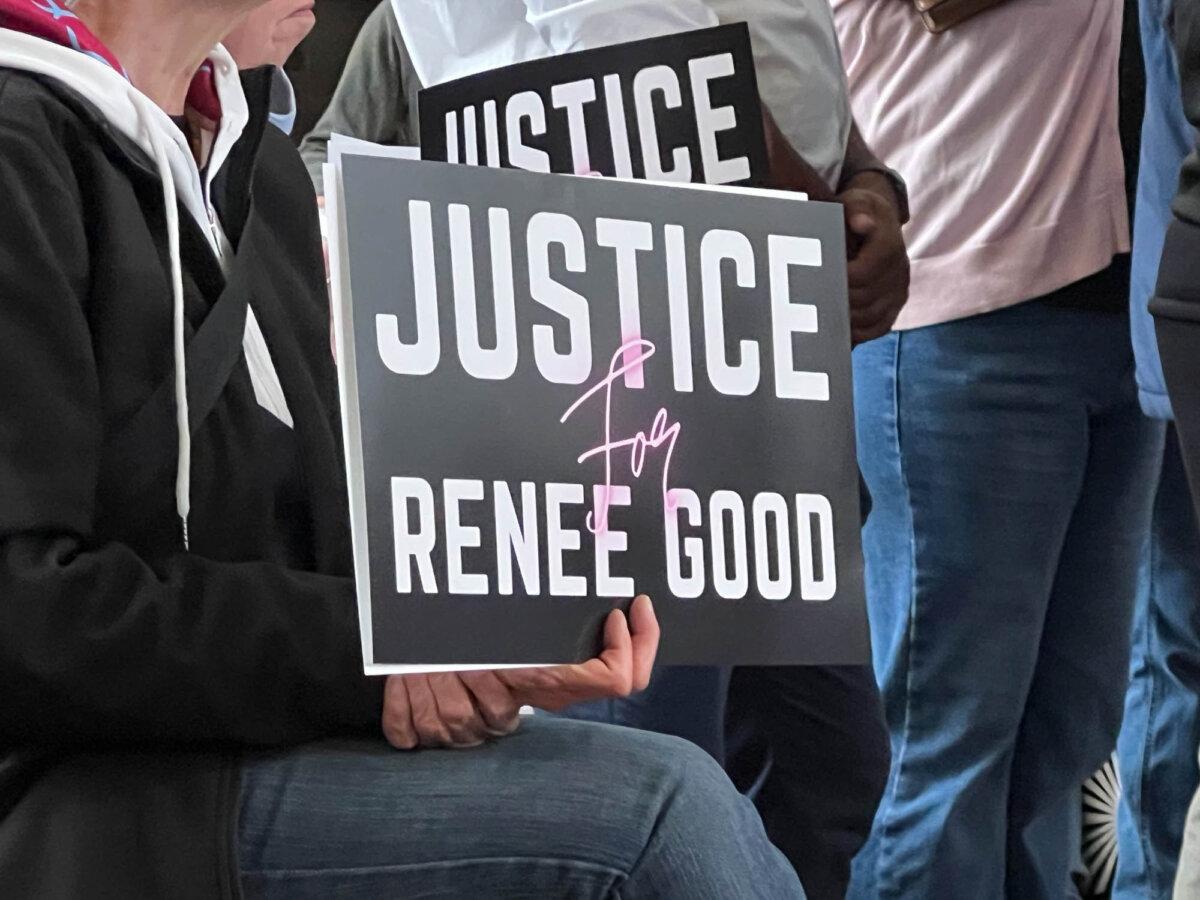 Community leaders and civil rights advocates hold a press conference in the lobby of the Hennepin County Government Center in Minneapolis on Jan. 8, 2026. (Jacki Thrapp/The Epoch Times)