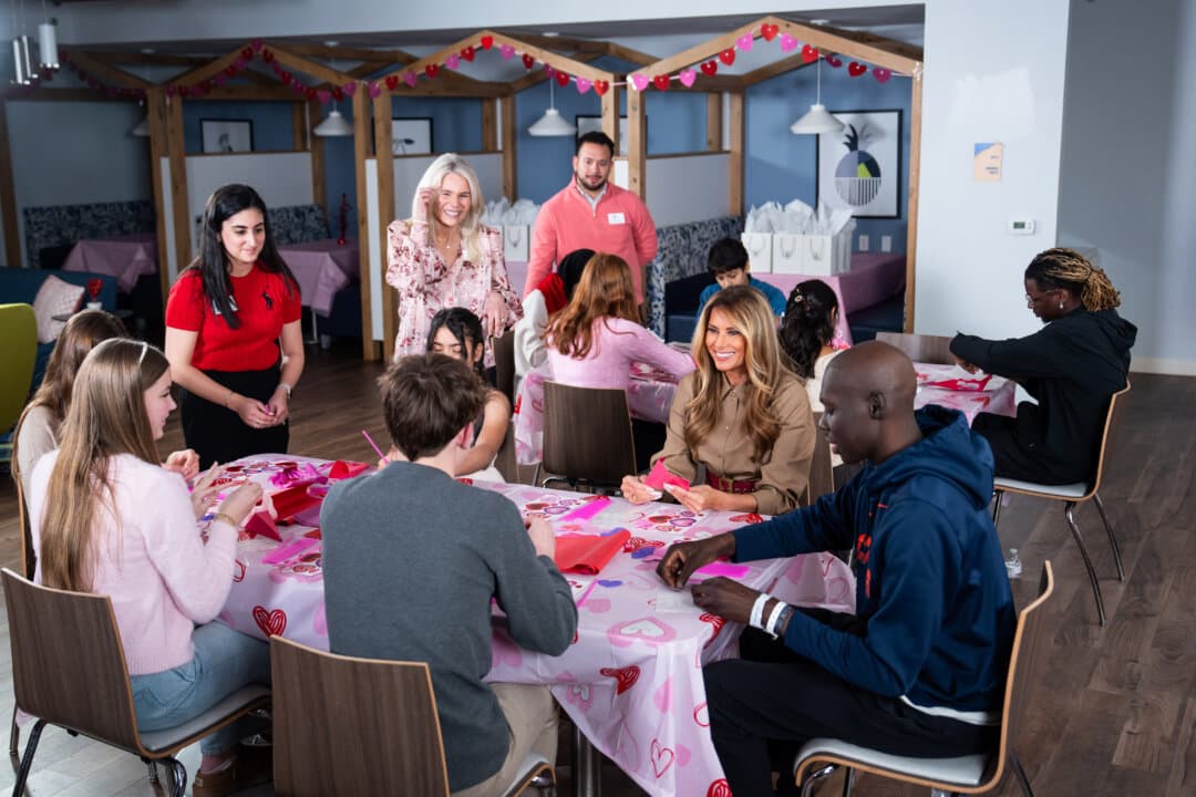 First Lady Melania Trump participates in arts and crafts with patients ahead of Valentine’s Day at the Children’s Inn at the National Institutes of Health in Bethesda, Md., on Feb. 11, 2026. (Madalina Kilroy/The Epoch Times)
