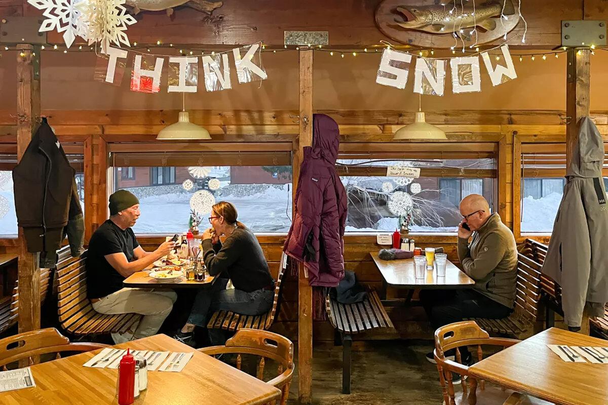 The Tiger Bar has anchored June Lake’s downtown since 1932. (Christopher Reynolds/Los Angeles Times/TNS)