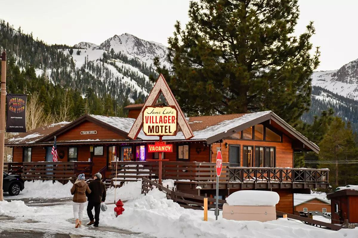 The June Lake Villager Motel in June Lake. (Christopher Reynolds/Los Angeles Times/TNS)