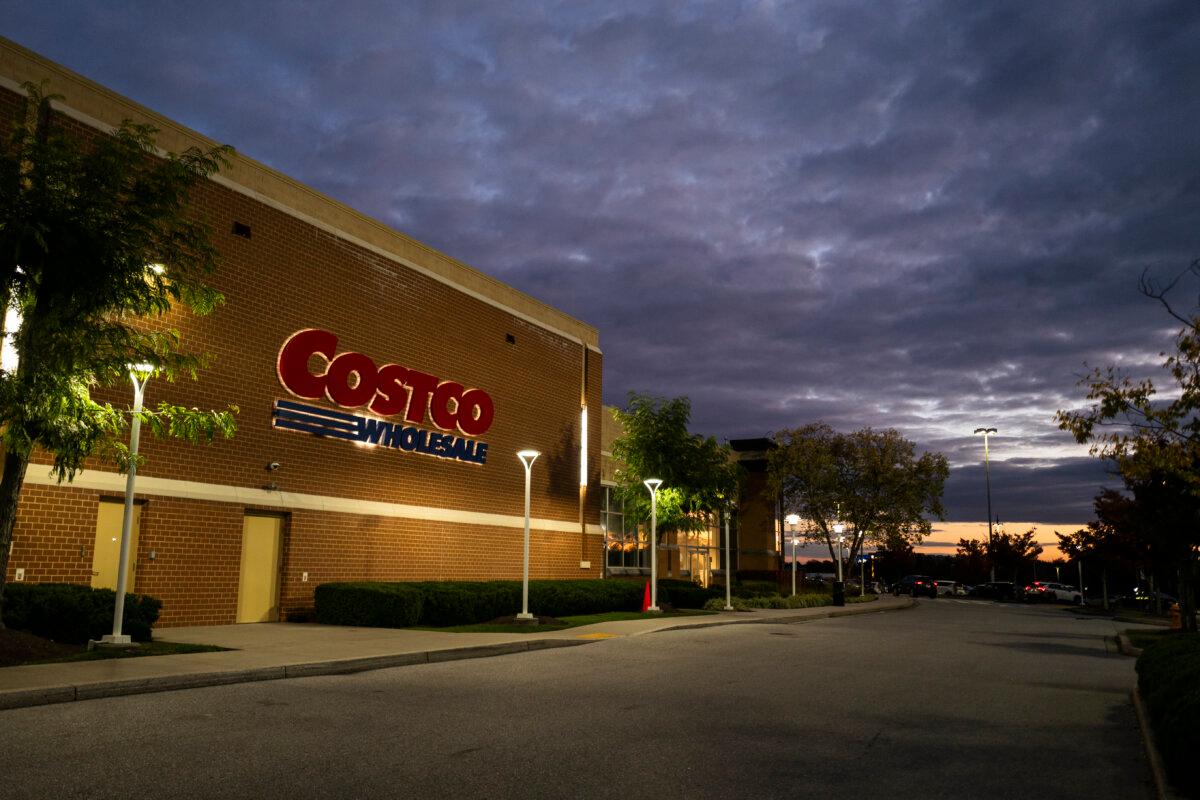 Costco wholesale store in Elkridge, Md., on Oct. 24, 2025. (Madalina Kilroy/The Epoch Times)
