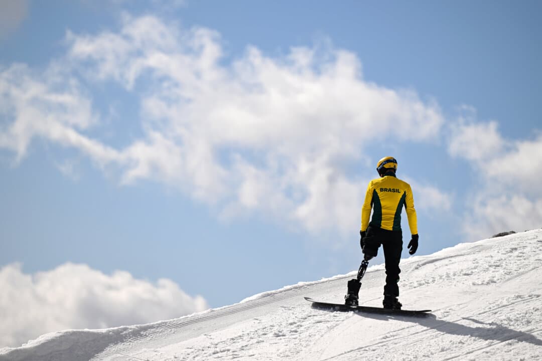 Andre Barbieri of Team Brazil during a Para Alpine Skiing training session ahead of the Milano Cortina 2026 Winter Paralympic Games at Tofane Alpine Skiing Center in Cortina d'Ampezzo, Italy, on March 4, 2026. (Dario Belingheri/Getty Images)