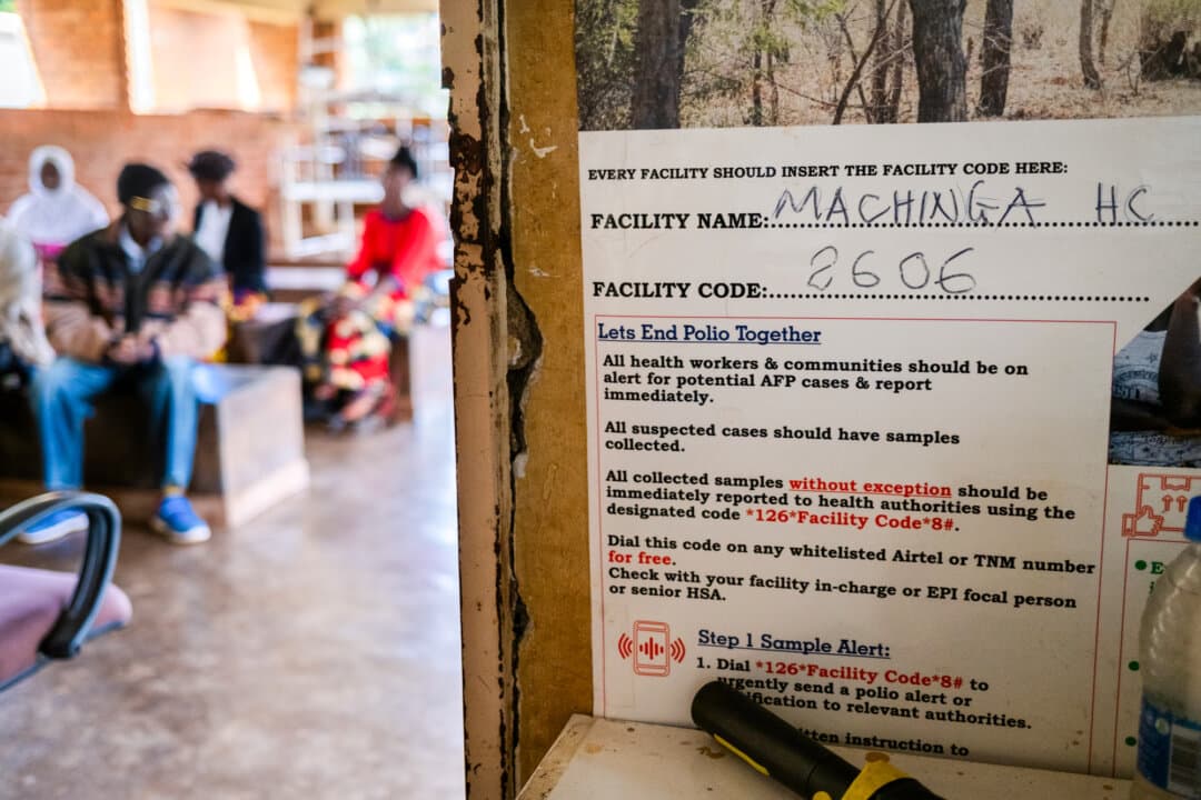 (Top, Bottom Left) Health Surveillance Officer Duncan Chikwindile examines a contaminated water source in the Blantyre district, Malawi, on Feb. 23, 2026. In addition to cholera, contaminated water can cause diseases such as diarrhea and schistosomiasis, a parasitic infection that can lead to organ damage if untreated, according to Malawian health officials. (Bottom R) People use clinic services in the Machinga district, Malawi, on Feb. 17, 2026. (John Fredricks/The Epoch Times)