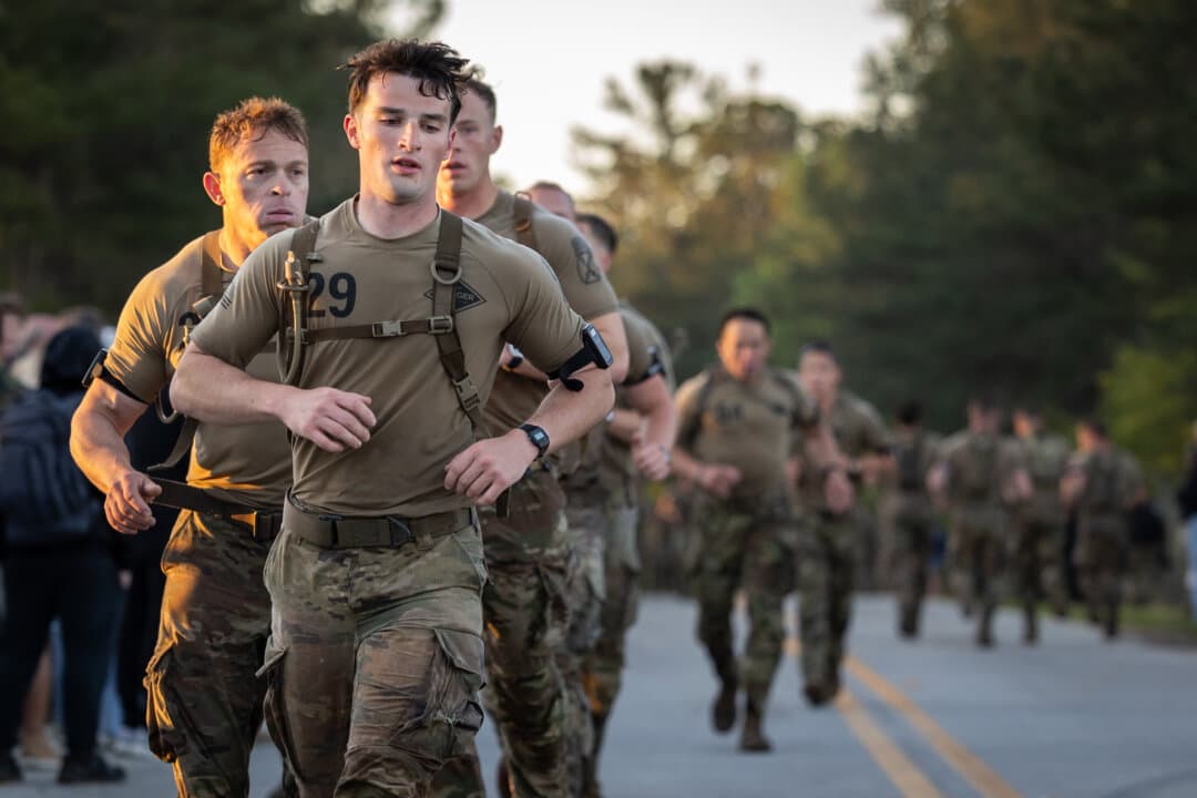 Soldiers of the United States Army practice combat exercises at Fort Benning, Ga., on April 10, 2026. (John Fredricks/The Epoch Times)