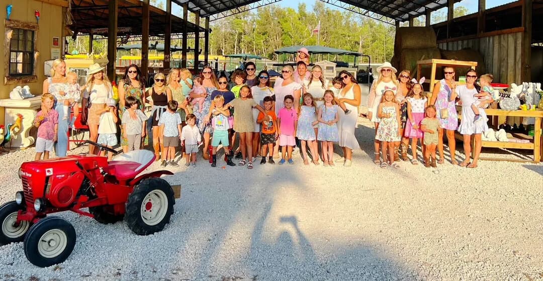 Members of The Posh Mama Club at Good Mood Ranch for “Posh on the Farm,” a Posh Kid Event. (Photo by Emely Darby)