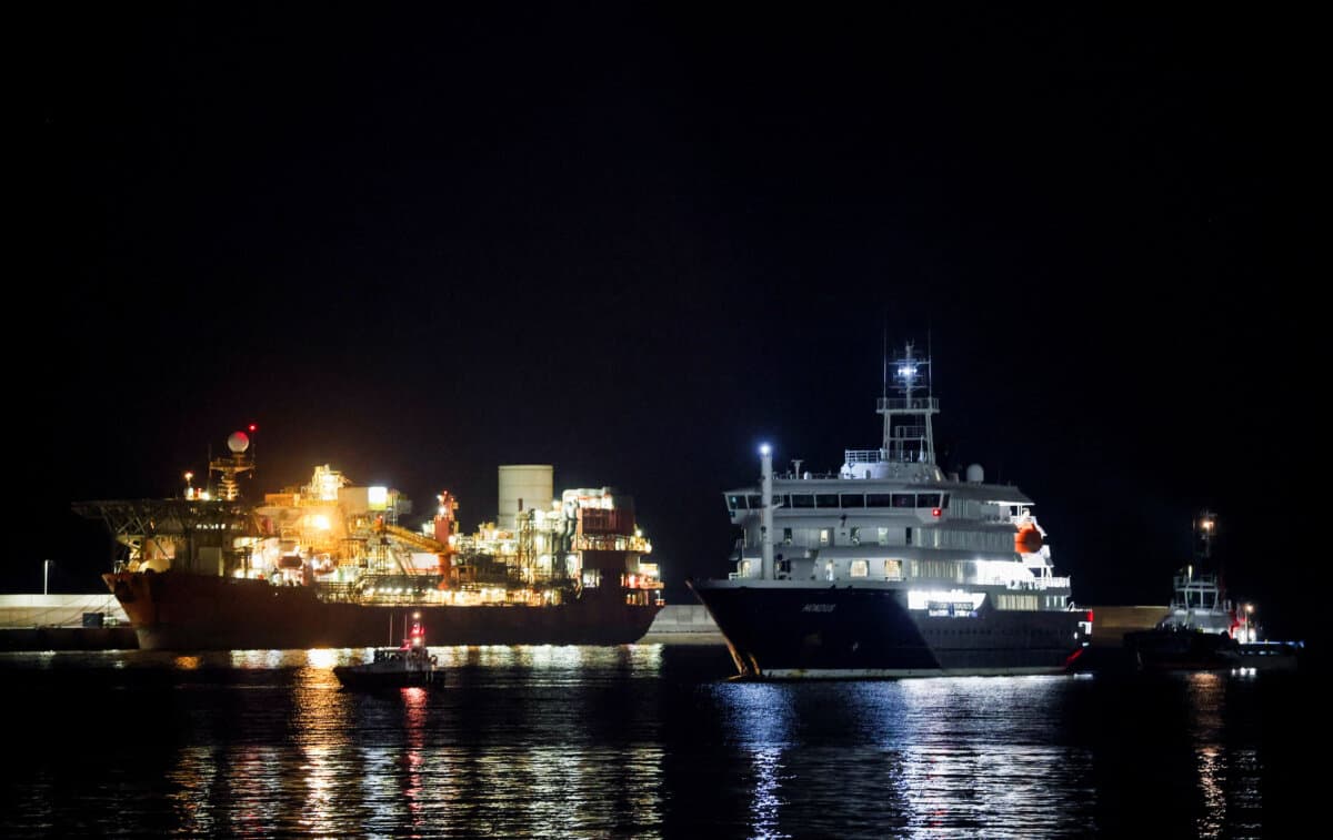 The cruise ship MV Hondius arrives at the port of Granadilla de Abona after being affected by a hantavirus outbreak, in Tenerife, Spain, on May 10, 2026. (Hannah McKay/Reuters)