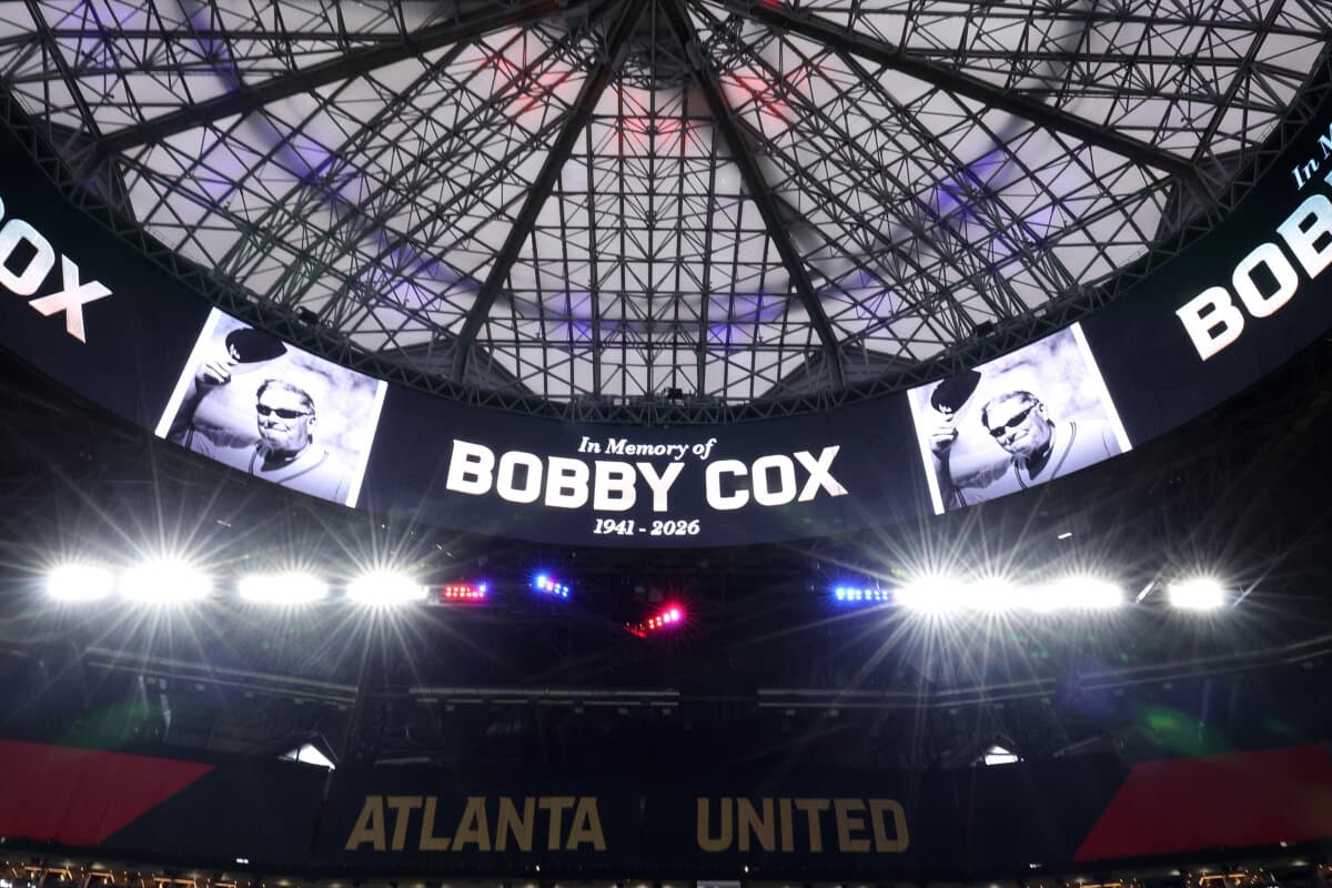 A moment of silence is held for Bobby Cox, Hall of Fame manager for the Atlanta Braves, prior to the match between Atlanta United and LA Galaxy at Mercedes-Benz Stadium in Atlanta, Ga., on May 9, 2026. (Kevin C. Cox/Getty Images)
