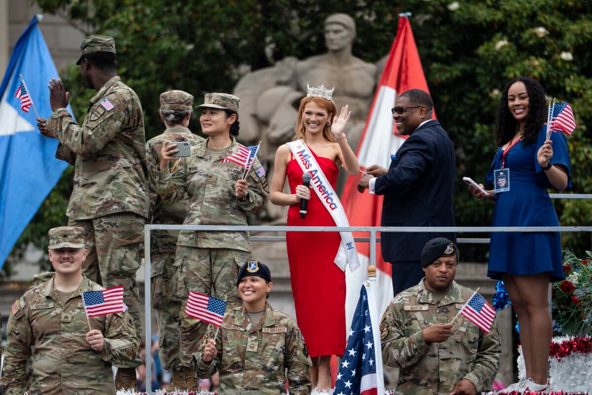 Miss America 2026, Cassie Donegan, takes part in the National Memorial Day parade in Washington on May 25, 2026. (Madalina Kilroy/The Epoch Times)