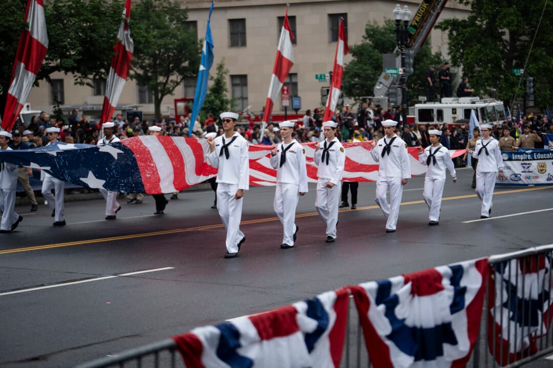 The National Memorial Day parade in Washington on May 25, 2026. (Madalina Kilroy/The Epoch Times)