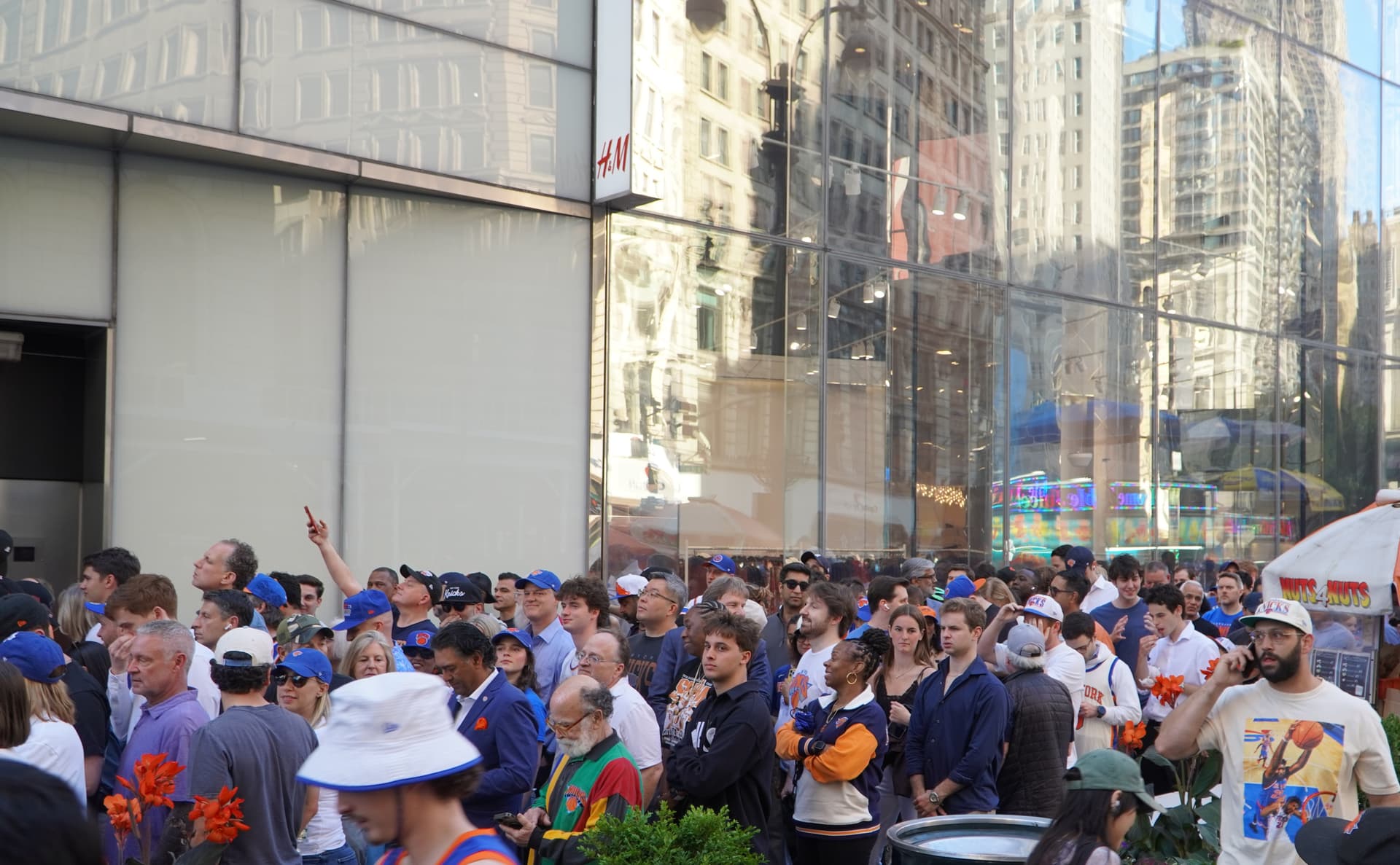 Ticket holders line up to gain entry to the security perimeter surrounding Madison Square Garden with President Donald Trump expected for Game 3 of Knicks vs. Spurs in the NBA Finals in New York on June 8, 2026. (Nicholas Zifcak/The Epoch Times)