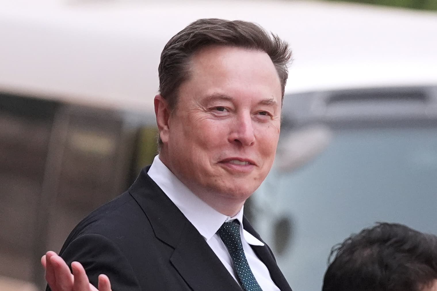 Elon Musk suggested that AI competitors peer review their work. (Mark Schiefelbein/AP Photo)