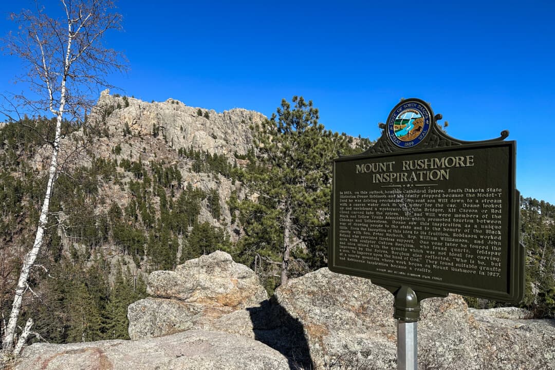 South Dakota state historian Doane Robinson was inspired by this view of Cathedral Spires, part of the state's Needles rock formation, to create Mount Rushmore, although another location was ultimately chosen. Robinson's original vision included sculptures of Western figures rather than the American presidents who ultimately graced the monument. (BakedintheHold/Public Domain)
