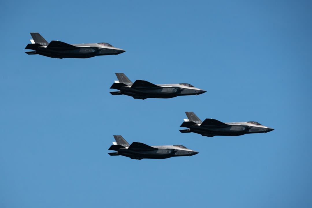 F-35 Lightning II supersonic stealth strike fighters fly in formation during the International Naval Review 250 in New York City on July 4, 2026. (Samira Bouaou/The Epoch Times)