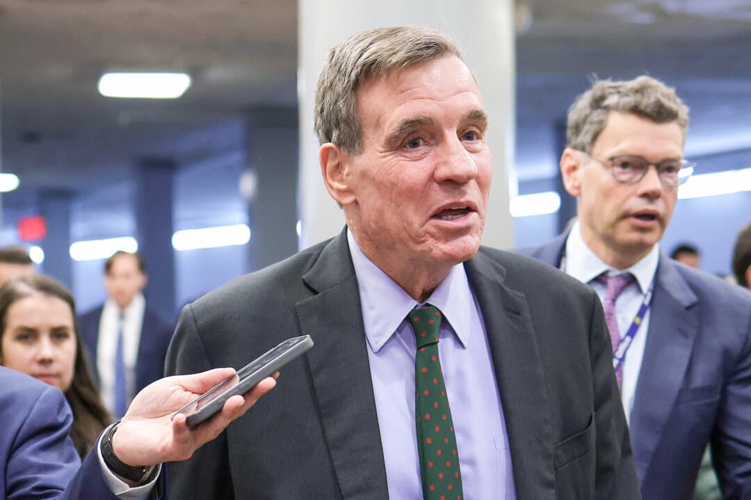 (Left) Sen. Mark Warner (D-Va.), vice chairman of the Senate Intelligence Committee, walks through the U.S. Capitol on May 19, 2026. Warner said on June 11 that Anthropic's Mythos AI model broke into classified computer systems in minutes. (Right) Rep. Jim Himes (D-Conn.) speaks to reporters at the U.S. Capitol on March 5, 2026. Himes and other lawmakers are raising the alarm about frontier AI models such as Anthropic's Mythos 5. (Kevin Dietsch/Getty Images, Allison Robbert/AP)