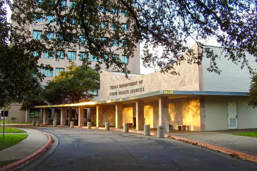 The headquarters of the Texas Department of State Health Services, in this file photo. Jennifer Combs, a resident of Kerens, Texas, posted on Facebook asking for information about water quality in neighboring town, Trinidad, to turn over to the department and other environmental agencies. (WhisperToMe/Public Domain)