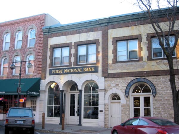 The First National Bank of Northfield, site of the infamous Sept. 7, 1876, attempted robbery where local citizens took up arms to defend their town. Today, the historic building serves as a museum preserved by the Northfield History Center. (Elkman/<a href="https://commons.wikimedia.org/wiki/File:Northfield_First_National.jpg">CC BY-SA 4.0</a>)