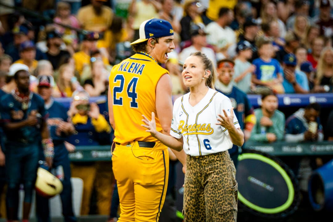 (Top) Actress and singer Kristen Bell does the angel lift after singing "Time of My Life" with Savannah Bananas relief pitcher and Broadway star Derek Klena (L), in Denver on Aug. 15, 2026. (Bottom Left) Actress and singer Kristen Bell (L) with Broadway star Derek Klena. (Bottom Right) Actress and singer Kristen Bell (R) performs a duet with Broadway star and Savannah Bananas relief pitcher Derek Klena. (Madalina Kilroy/The Epoch Times)