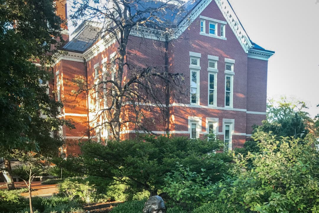 An edition of the Thomas Jefferson statue by George Lundeen installed at the University of Missouri, in this file photo. (Grey Wanderer/CC BY-SA 3.0)