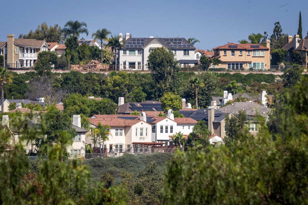 Homes in Ladera Ranch, Calif., on July 24, 2026. Courtney Harris said she’s long observed regular herbicide spraying in areas filled with children. (John Fredricks/The Epoch Times)