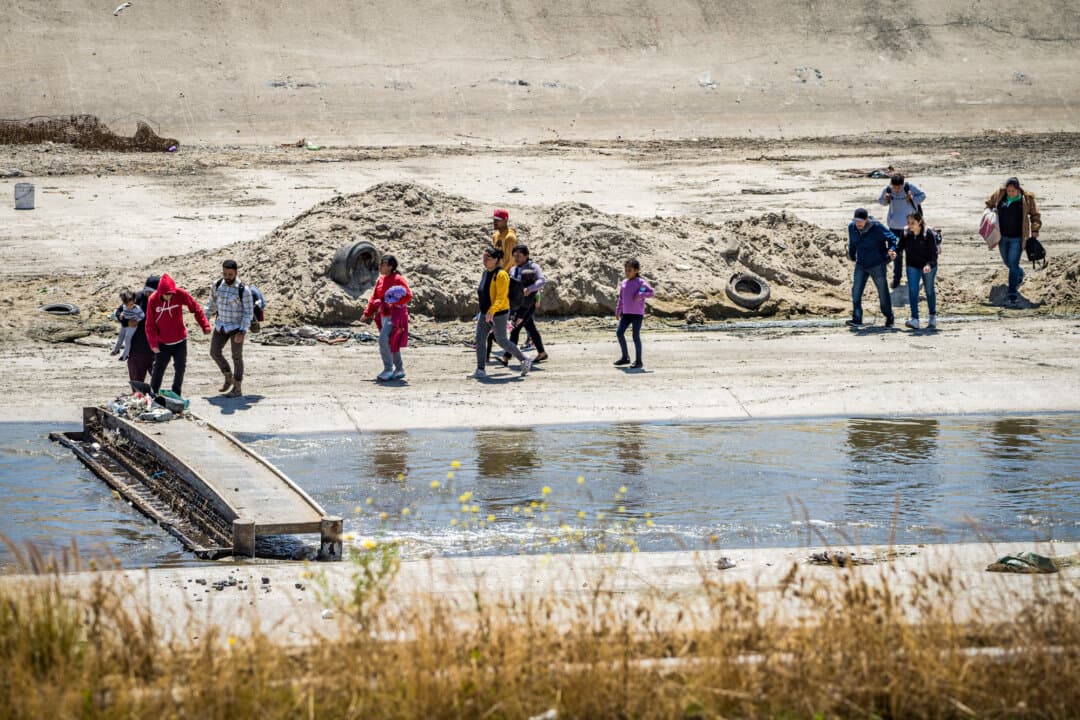 (Clockwise from Top Left) A family prepares to enter Mexico from Naco, Ariz., on March 5, 2025; Buses drop off illegal immigrants in San Ysidro, Calif., on Feb. 29, 2024; Migrants cross the Tijuana River and move toward the U.S. border wall in Tijuana, Mexico, on May 11, 2023; Illegal immigrants from Afghanistan who passed through a gap in the U.S. border wall await processing by U.S. Border Patrol agents in Jacumba, Calif., on Dec. 6, 2023. (John Fredricks/The Epoch Times)