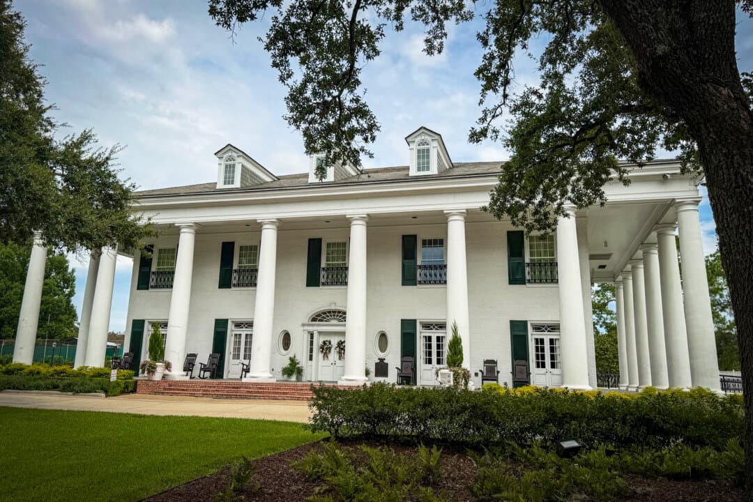 The Louisiana governor's mansion in Baton Rouge on Sept. 4, 2026. (Travis Gillmore/The Epoch Times)