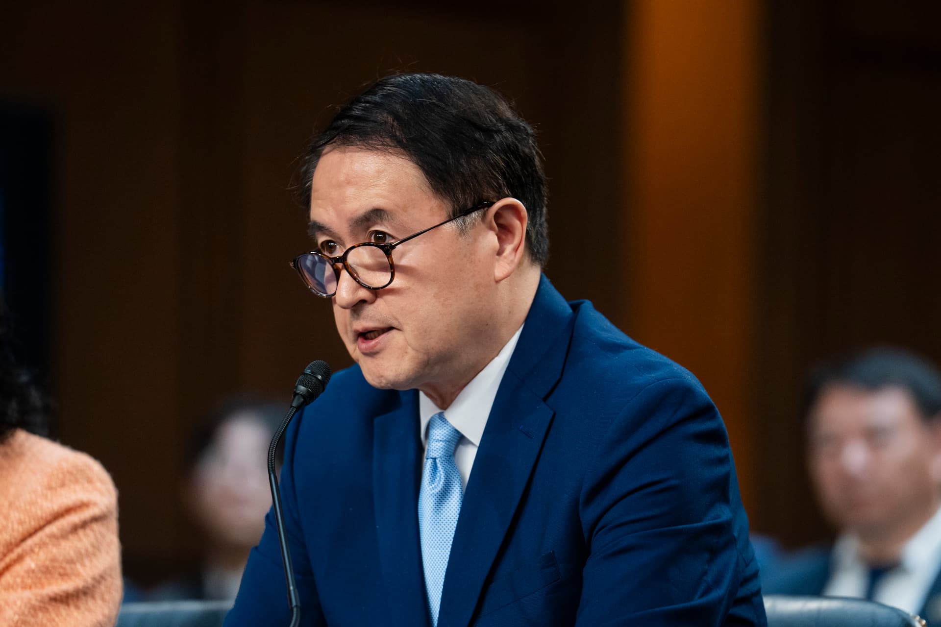Erping Zhang, a spokesperson for Falun Gong, testifies at a hearing by the Congressional-Executive Commission on China about Chinese religious prisoners, on Capitol Hill in Washington on Sept. 22, 2026. (Madalina Kilroy/The Epoch Times)