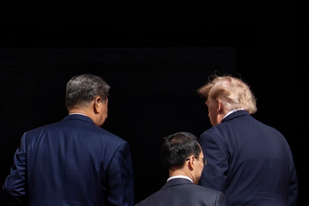 U.S. President Donald Trump and Chinese leader Xi Jinping during a visit to the U.S. National Archives in Washington on Sept. 25, 2026. (Madalina Kilroy/The Epoch Times)