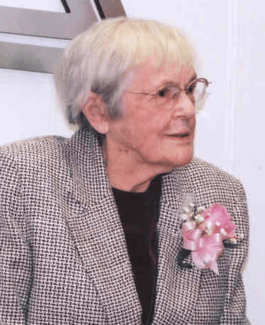 Public health pioneer Dr. Frances Kelsey is inducted into the National Women's Hall of Fame in 2000. She was honored for her steadfast dedication to medical ethics. (Public Domain)